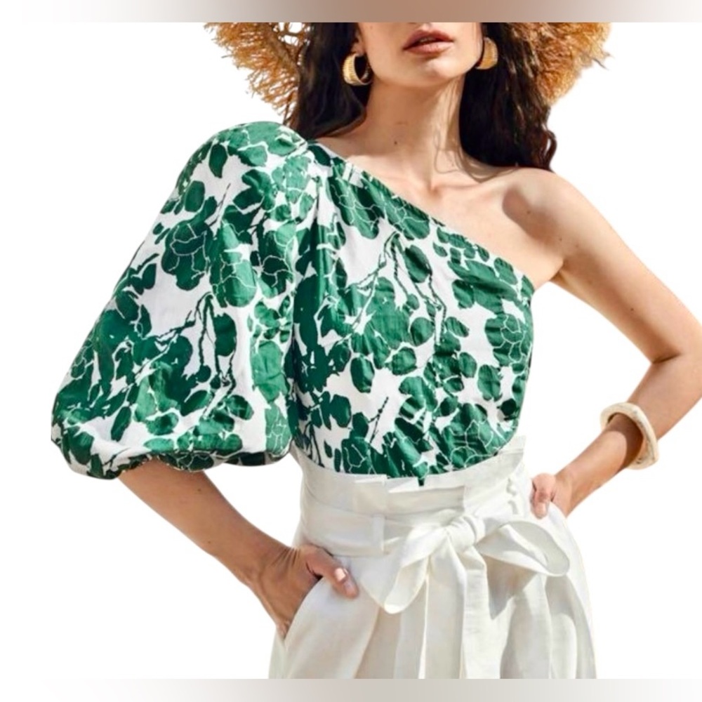 SHEIN WOMEN’S CROPPED TOP- SIZE 6